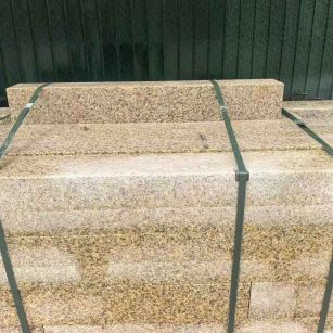 大庆 黄金麻花岗岩石材机切面栏杆料半成品