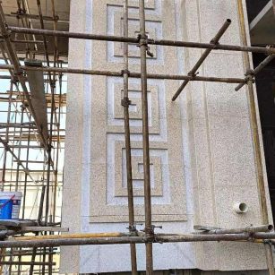 大庆 黄金麻花岗岩别墅外墙干挂回纹造型效果