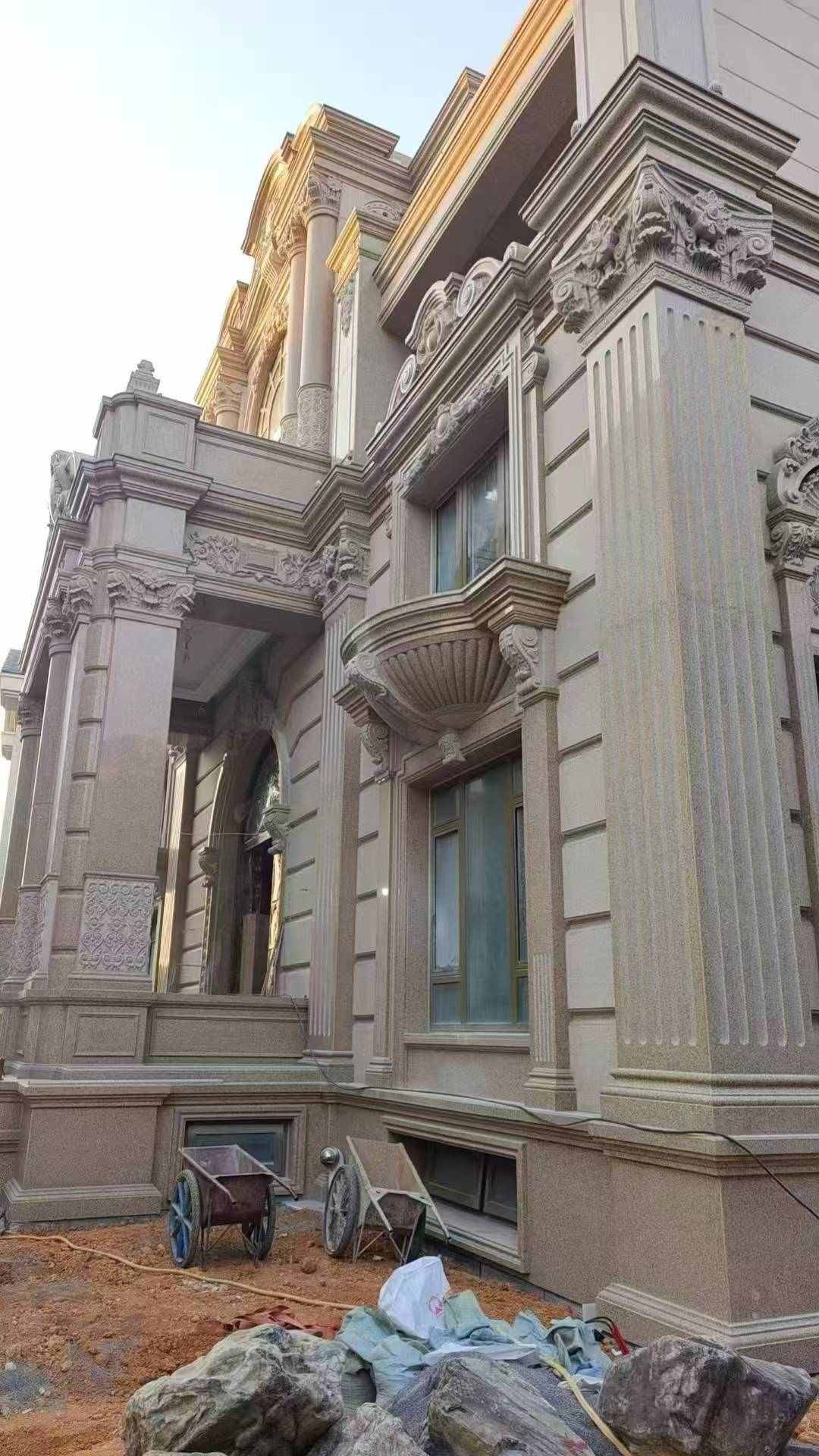 大庆 黄金麻花岗岩光面别墅外墙干挂施工完成