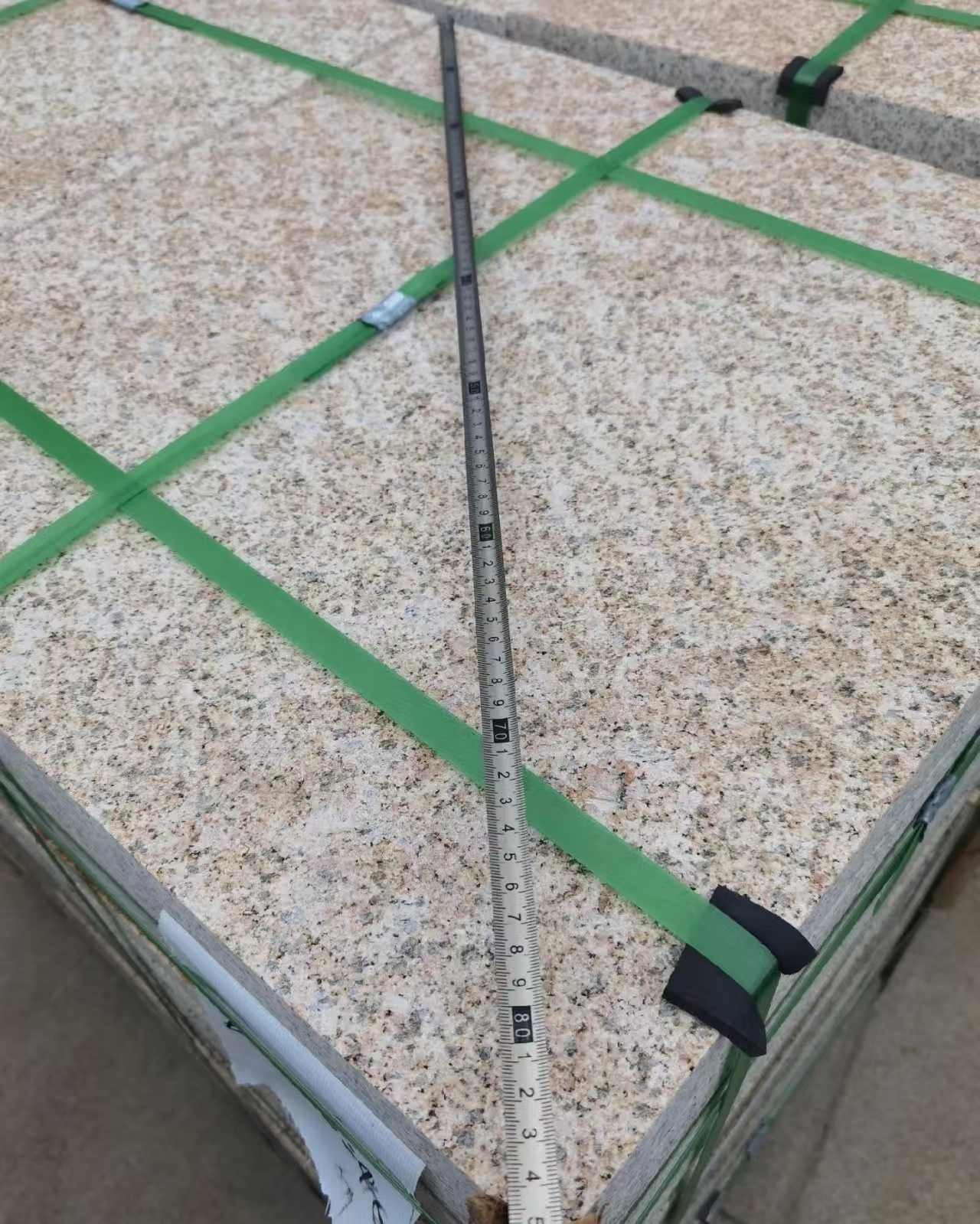 大庆 黄金麻火烧面地铺石