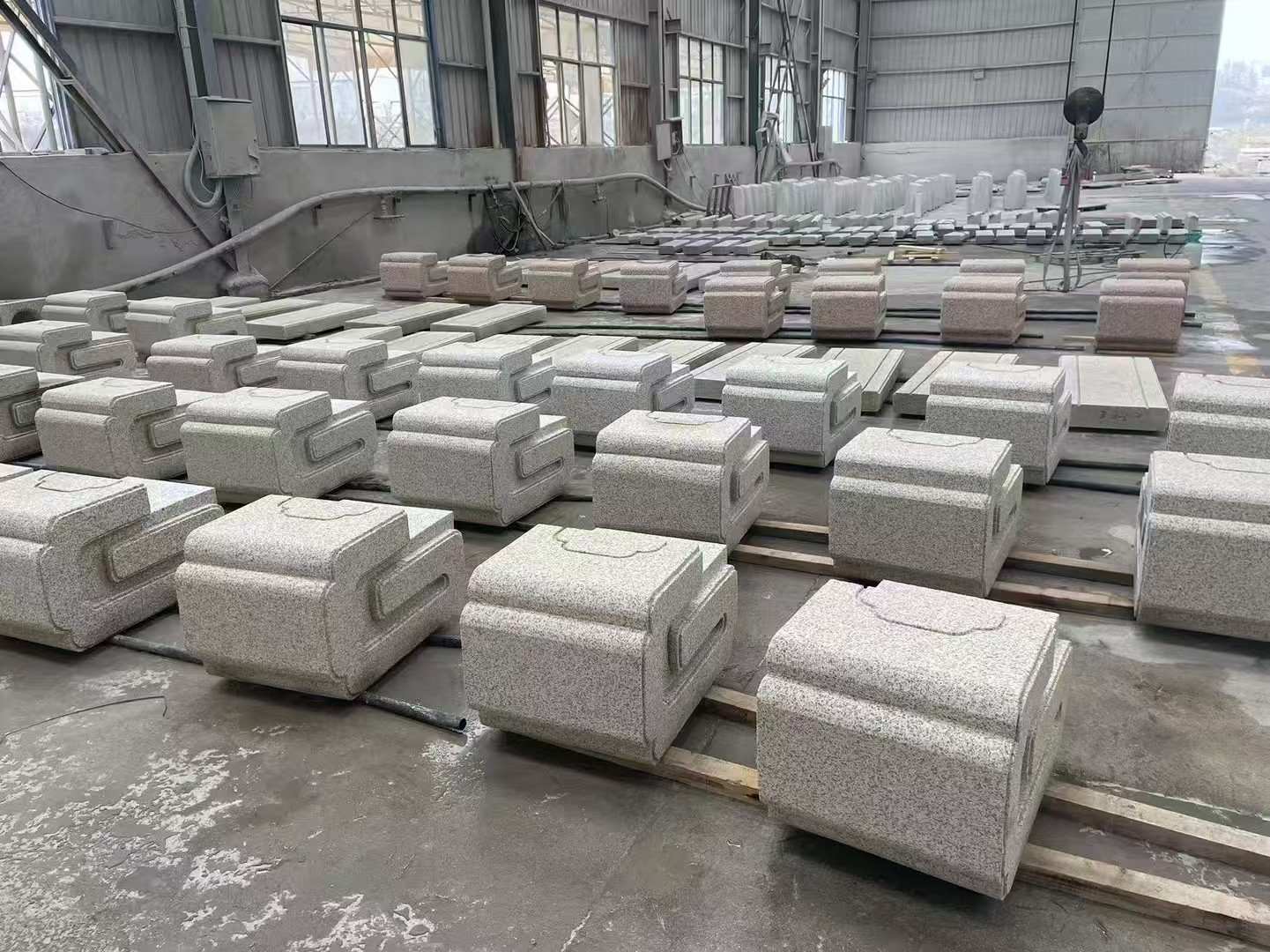 大庆 白麻花岗岩异形加工-石凳，坐凳